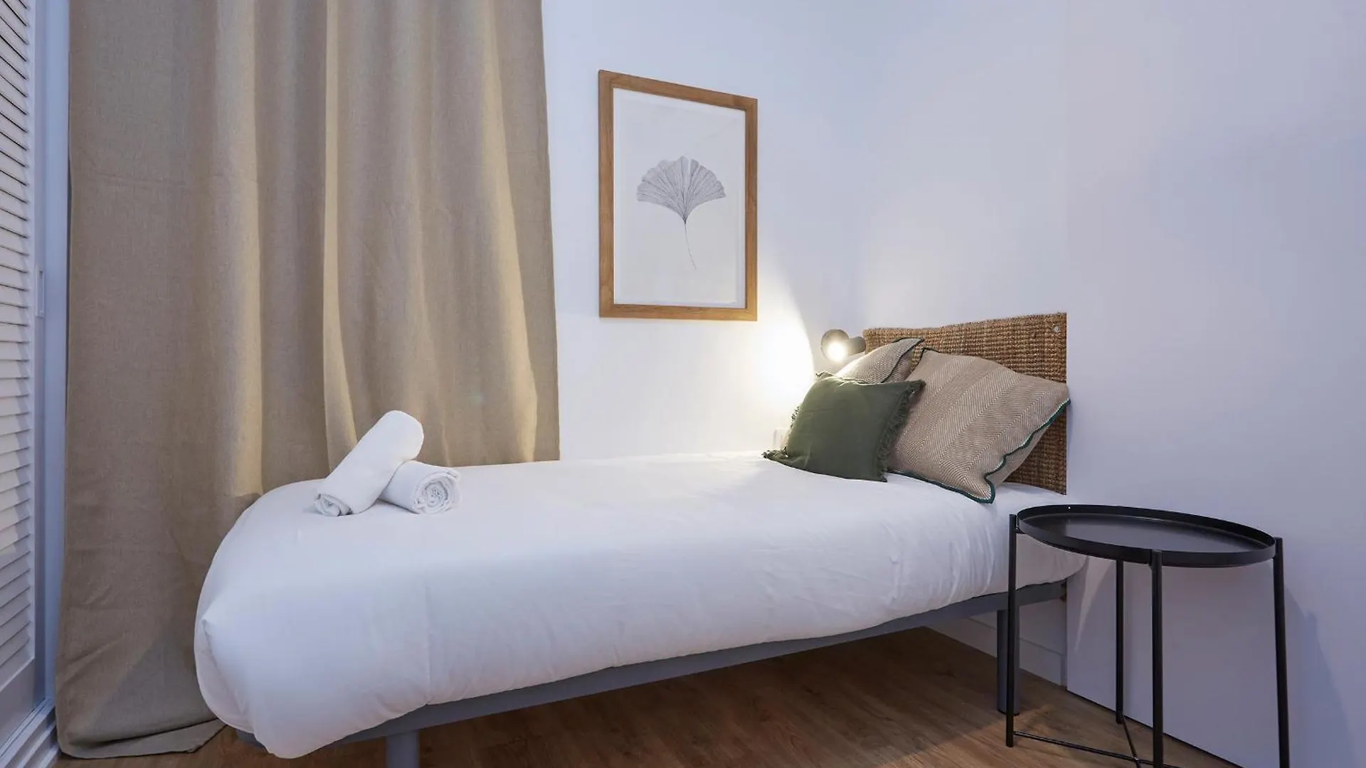 61Par1014- Magnifico Apartamento Recientemente Decorado En Poble Sec Barcelona 0*,  Spanje