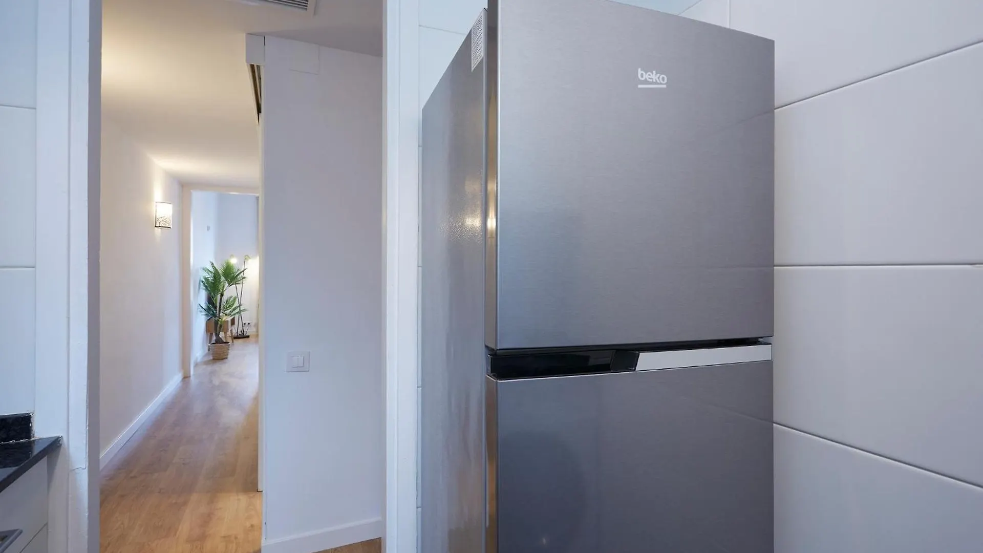 61Par1014- Magnifico Apartamento Recientemente Decorado En Poble Sec Barcelona