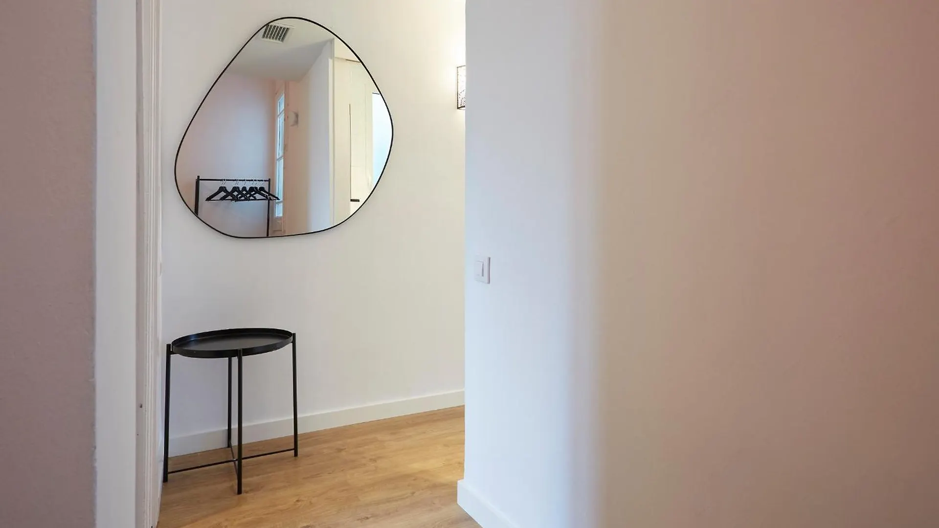 Appartement 61Par1014- Magnifico Apartamento Recientemente Decorado En Poble Sec Barcelona Spanje